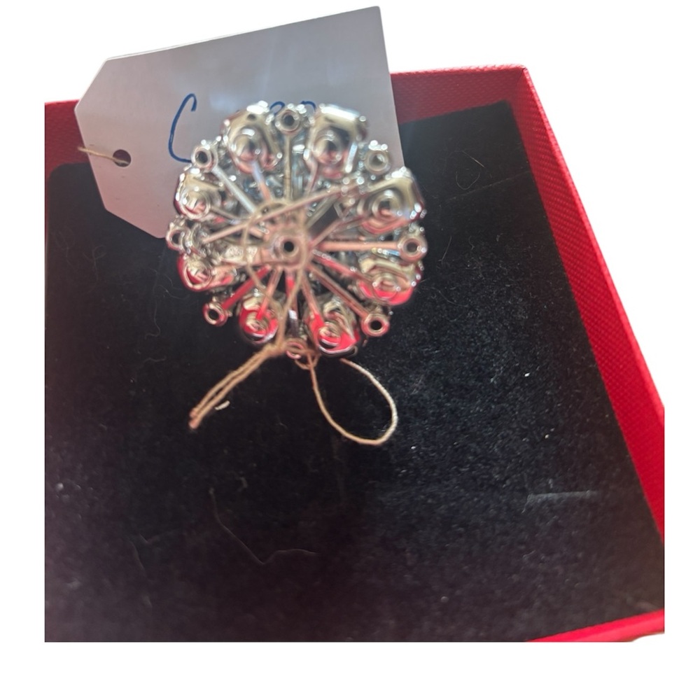 Vintage Coro Silver and Blue Crystal Brooch - Picture 4 of 4
